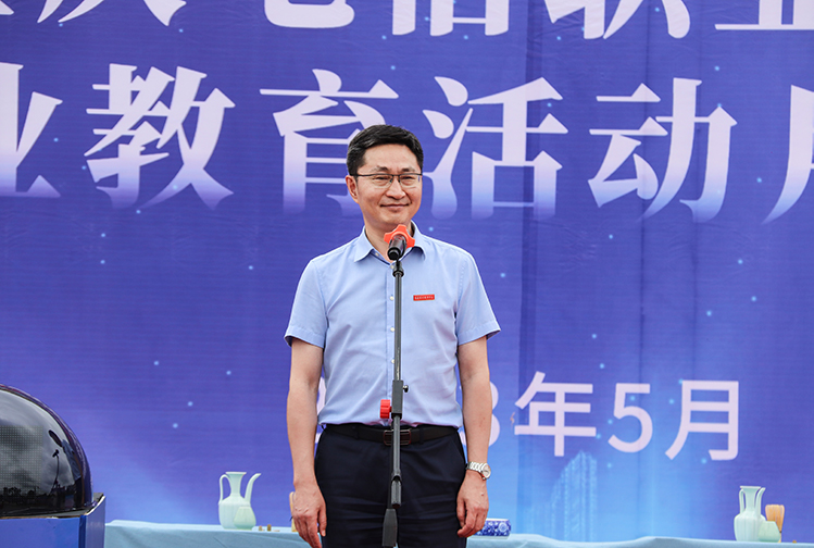 mEXz_1685923808775008357.jpg 张永刚.jpg