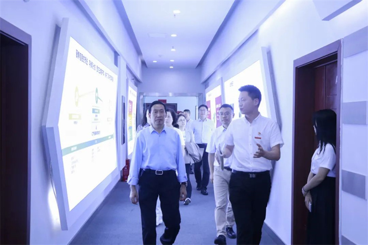 yLiF_1715661938275085243.jpg 640 (6).jpg