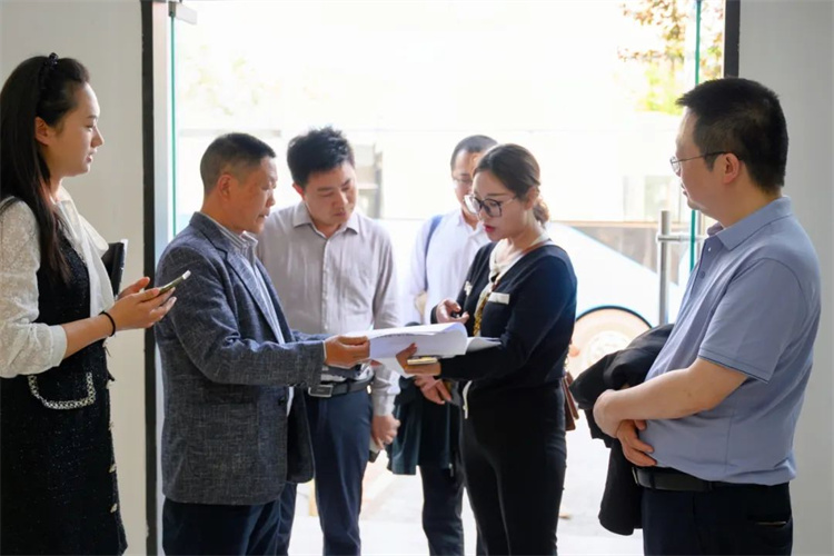 zlkT_1744716420600011286.jpg 640 (13).jpg