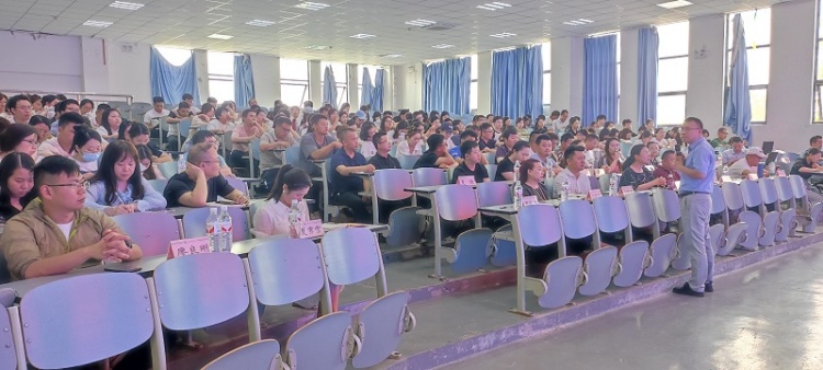 KCRe_1748311540066061679.jpg 03.jpg