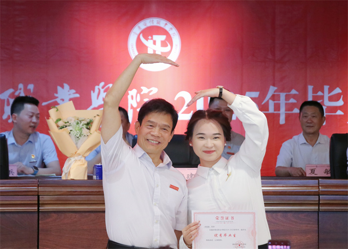 waKZ_1751566093905002987.jpg C8535C10-AEBE-4058-BEB3-982E25E4F147-46449-00000FA558ED8009.jpg